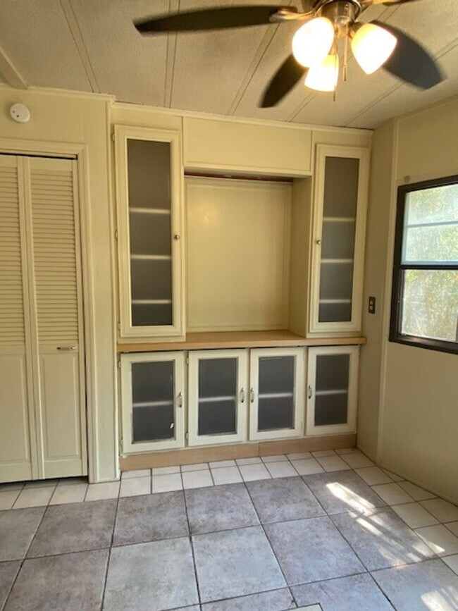 Foto del edificio - 3 bedroom country living mobile home