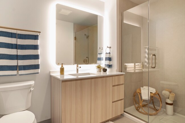 Foto del edificio - 1937 W Congress Pkwy