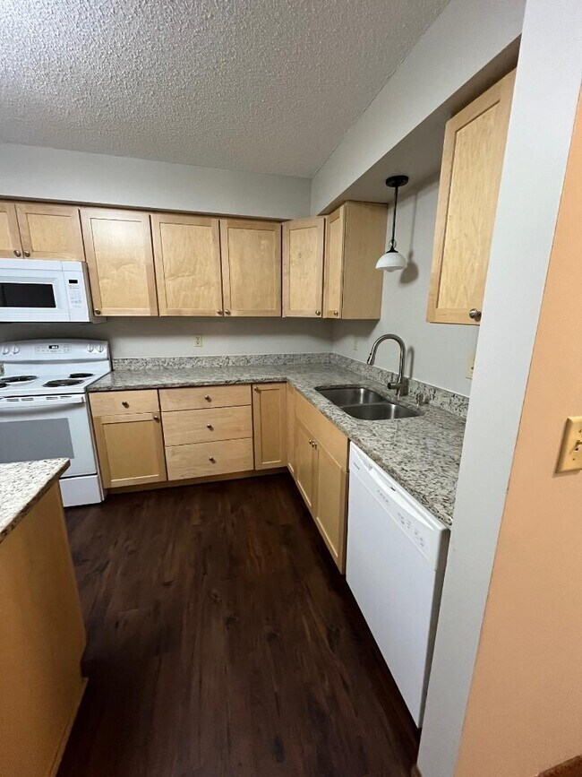 Foto del edificio - 2091 Bradley St