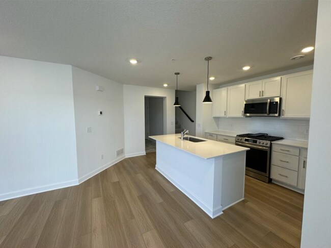 Foto del edificio - 8084 150th Pl NW