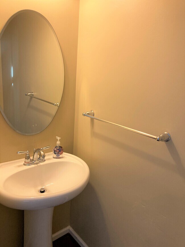 Main Level Powder Room - 3107 Alliance Ct