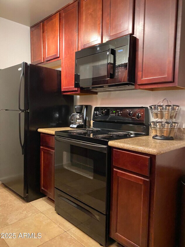 Foto principal - 3500 Hayden Rd