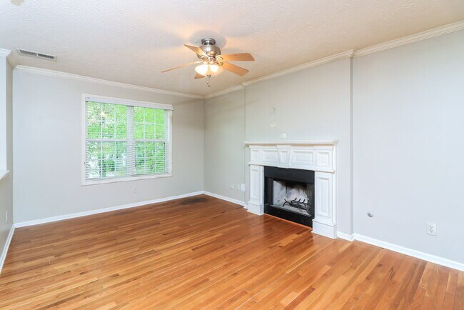 Foto del edificio - 222 Arbor Creek Dr