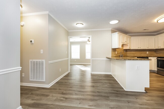 Foto del edificio - 7038 Steen Blvd