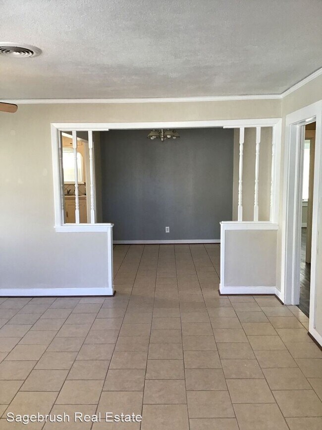 Building Photo - 2 br, 1 bath House - 1817 Gidding Street