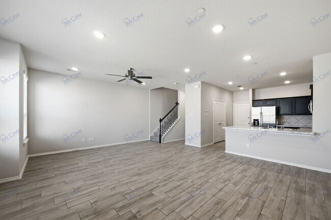 Foto del edificio - 2824 Percheron Dr