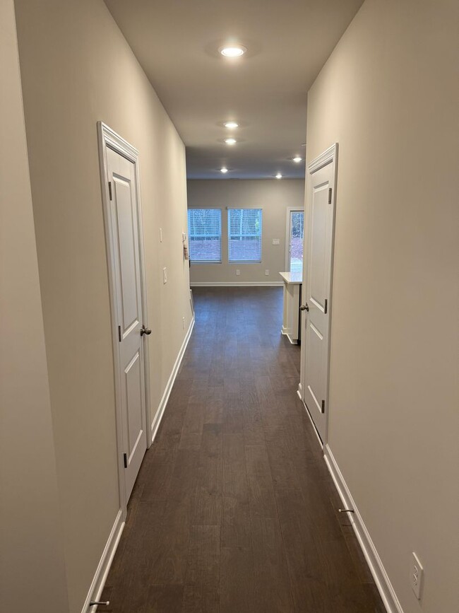 Building Photo - Brand New Townhome Available January 1st