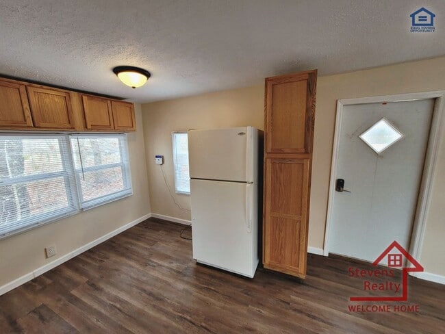 Building Photo - 271 C C Camp Rd