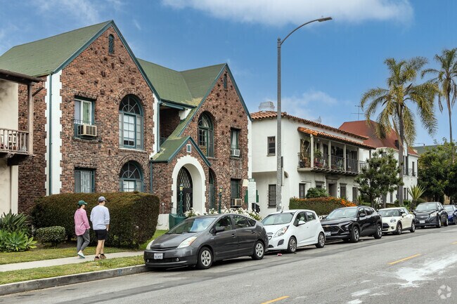 Miracle Mile is popular due to its central location and cultural attractions.