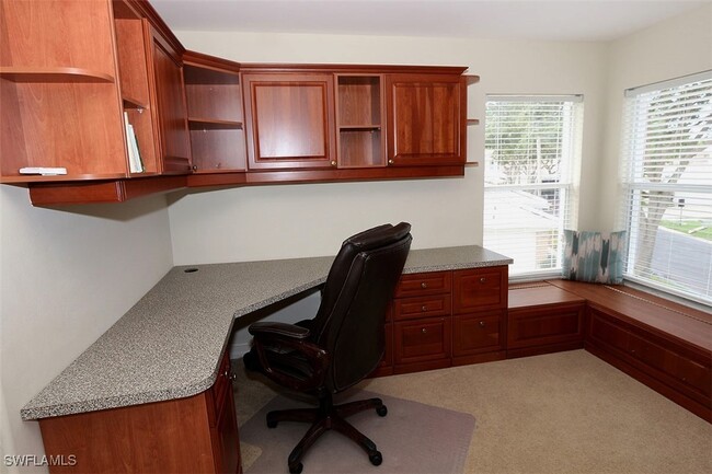 Building Photo - 913 Carrick Bend Cir