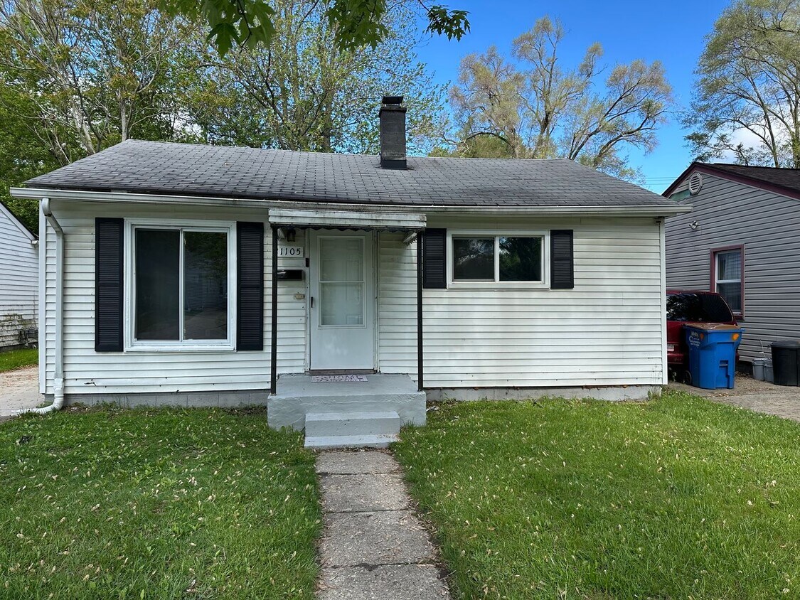Foto principal - 21105 Atlantic Ave