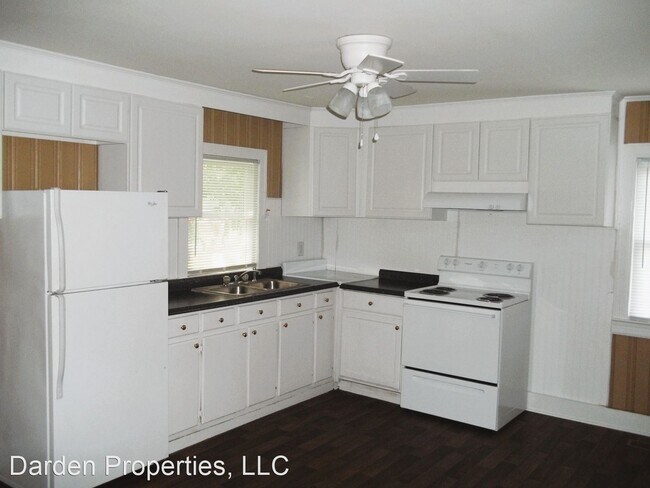 Building Photo - 3 br, 1 bath House - 2447 Jones Street