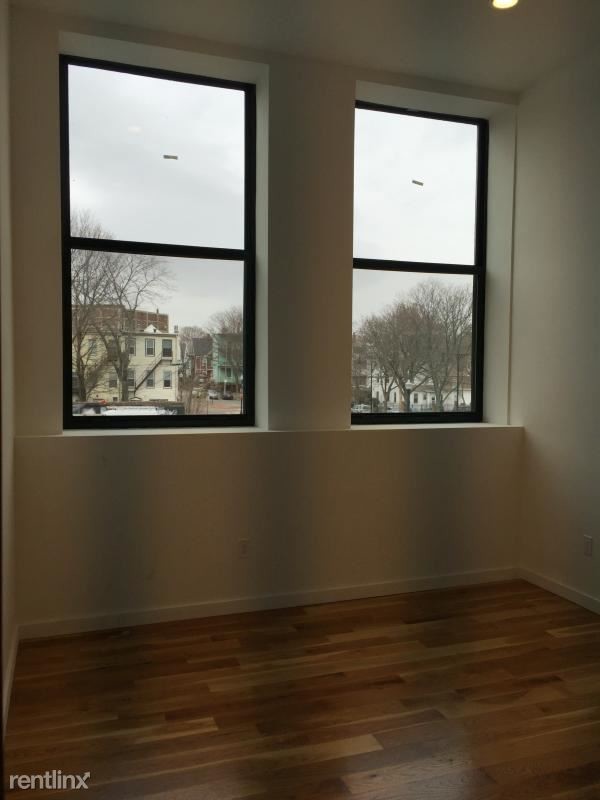 Building Photo - 2 br, 1 bath  - 614 Columbia Rd