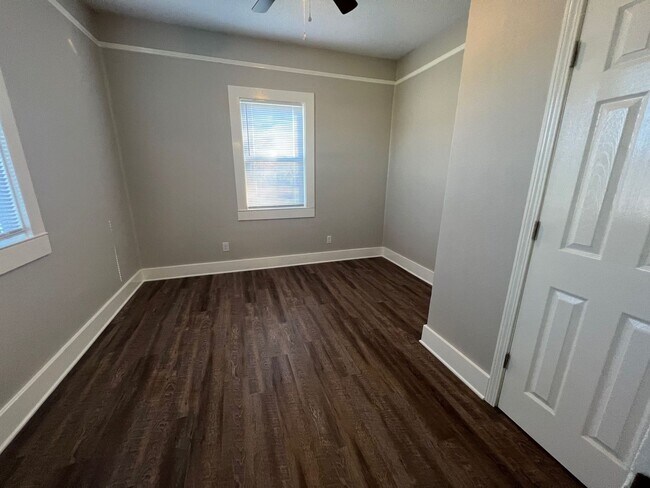 Building Photo - Cantonment - 3 Bedroom, 2 Bathroom