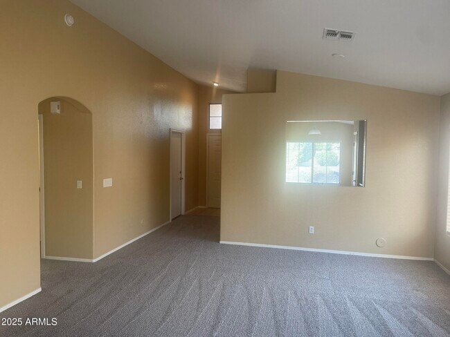 Foto del edificio - 3831 E Wyatt Way