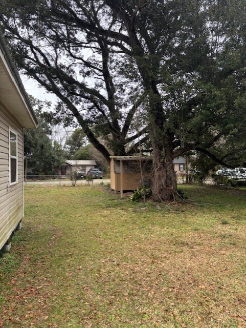 Foto del edificio - 519 W Orchid Ave