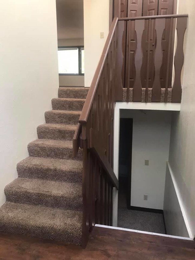 Building Photo - 4011 E Turnagain Blvd