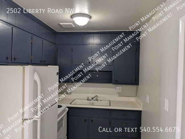 Building Photo - 2502 Liberty Rd NW