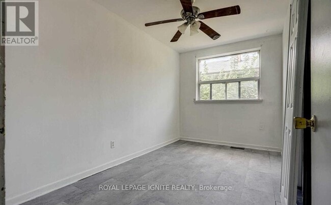 Building Photo - 573A Birchmount Rd