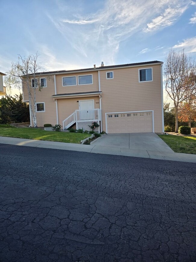 Building Photo - 115 Narlene Way