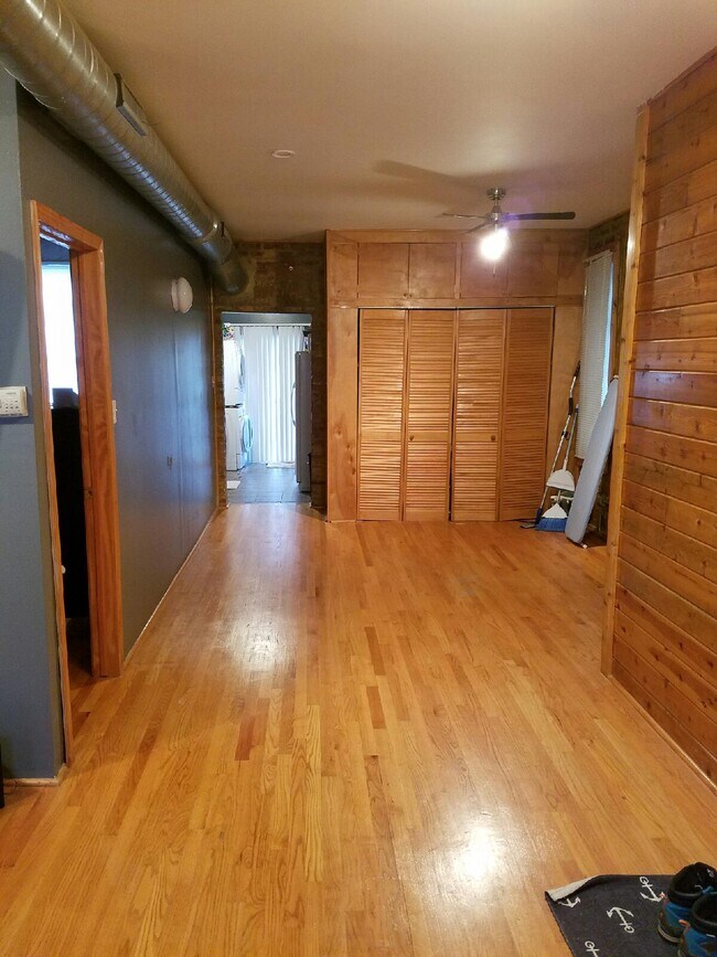 Dining room and hallway - 1522 N Campbell Ave