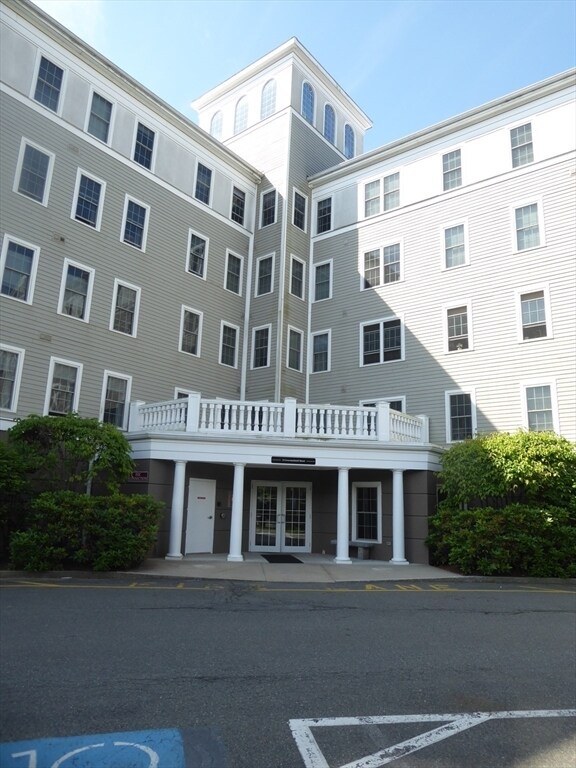 Foto principal - 8 Crowninshield St