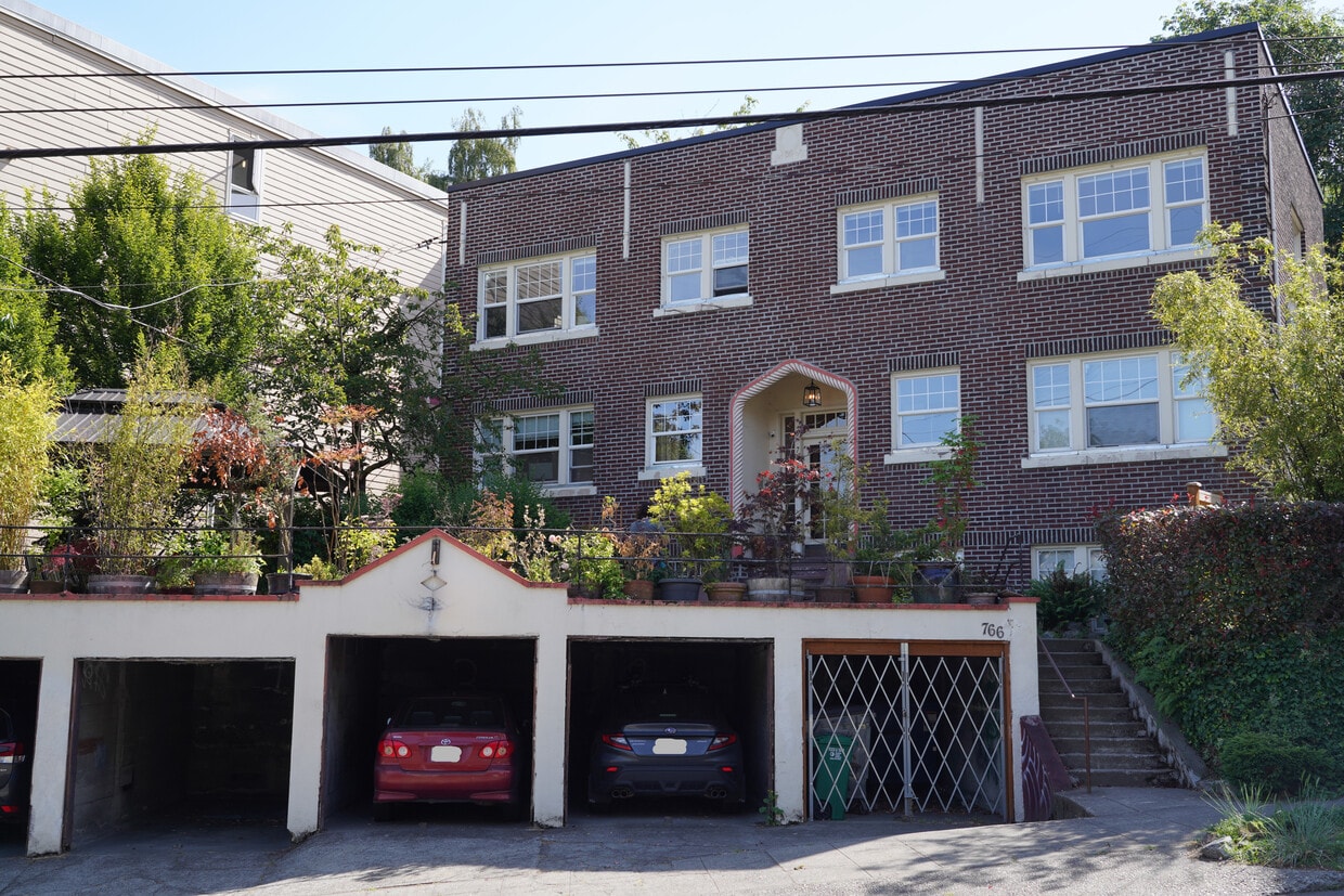Photo - 766 Belmont Ave E (Seattle, WA)