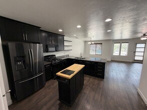 Building Photo - 12558 S 1300 W