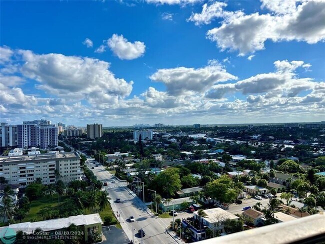 Foto del edificio - 111 Briny Ave