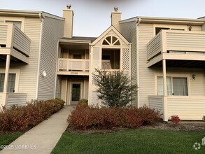 Building Photo - 62 Briarwood Ct
