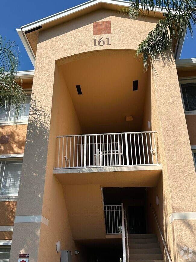 Building Photo - 161 SW Palm Dr