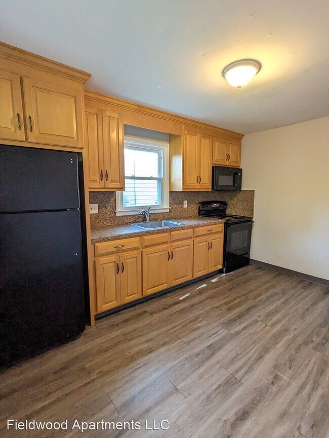 Foto del edificio - 2 br, 1 bath Apartment - 248 Birchfield Dr...