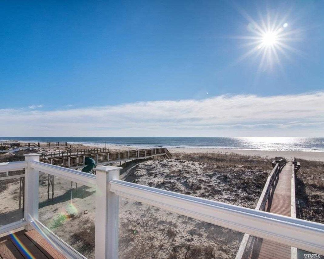 Primary Photo - 881 Dune Rd