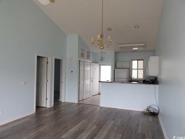 Foto del edificio - 901 W Port Dr