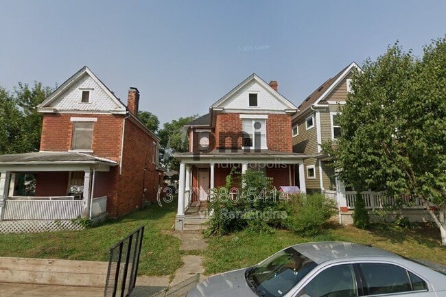 Building Photo - 153 S Cypress Ave
