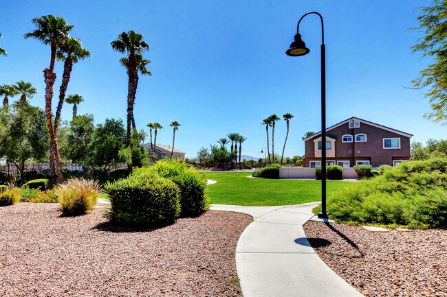 Foto del edificio - 6733 Lookout Lodge Ln