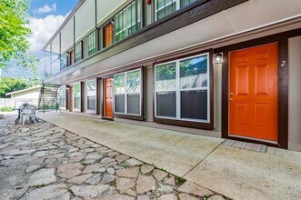 Building Photo - 5508 Tremont St