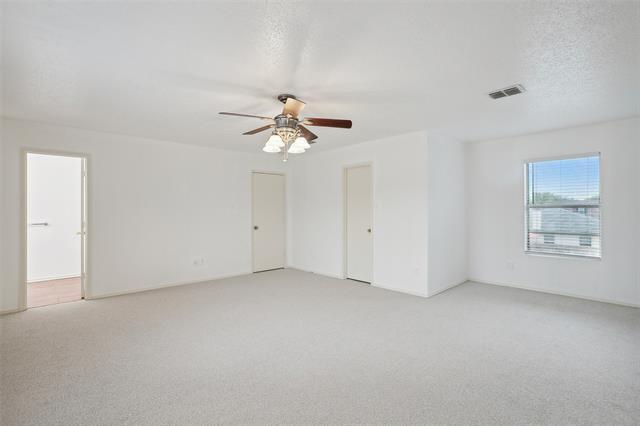 Foto del edificio - 245 Queen Annes Dr