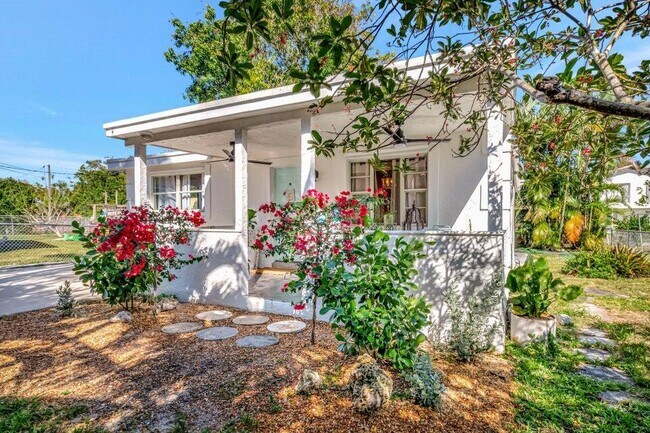 Foto del edificio - 237 SW 3rd Ave