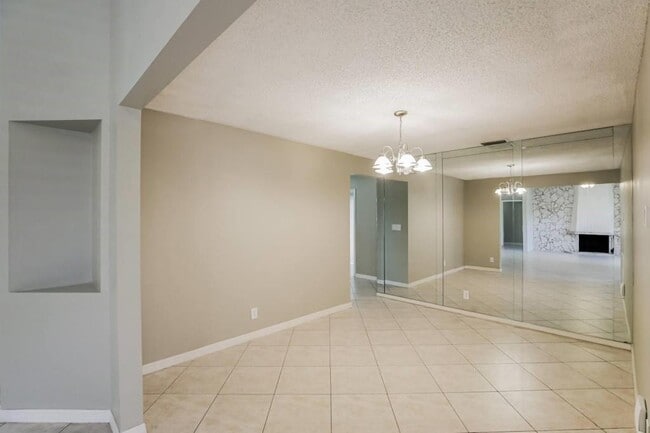 Building Photo - 11179 NW 18th Ct