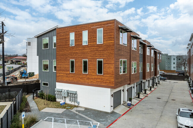 Building Photo - Bluebonnet Lofts