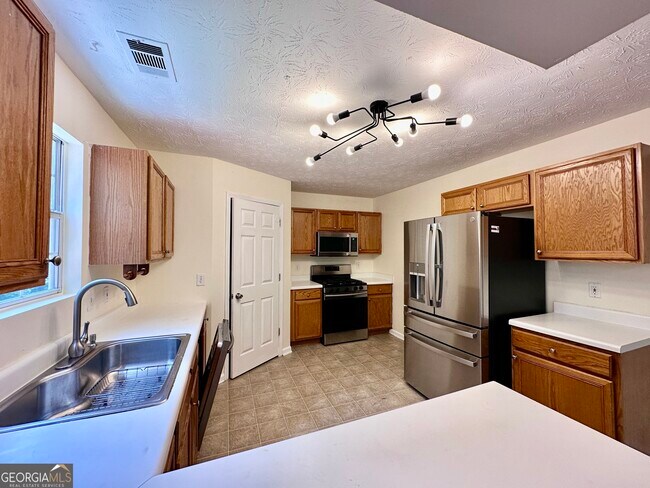Foto del edificio - 3713 Crescent Hill Ln