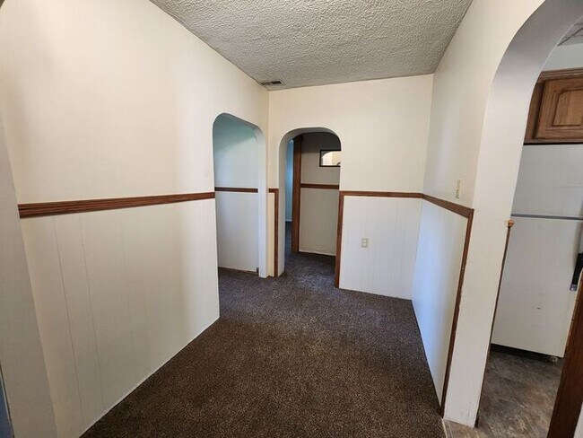 Foto del edificio - Charming 2-Bedroom Home On Terre Hautes North Side Near Terre Town School