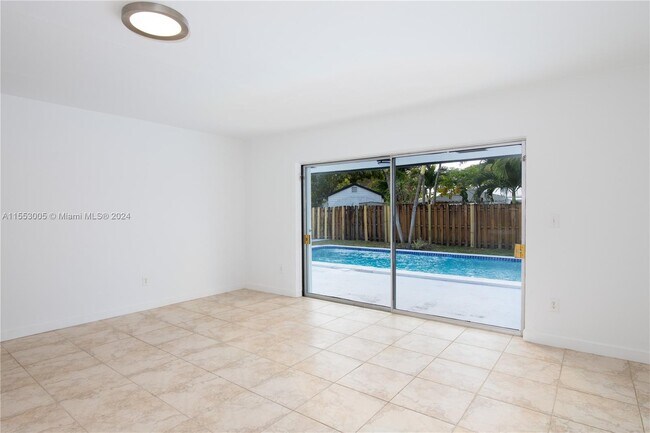 Foto del edificio - 9310 SW 57th Terrace