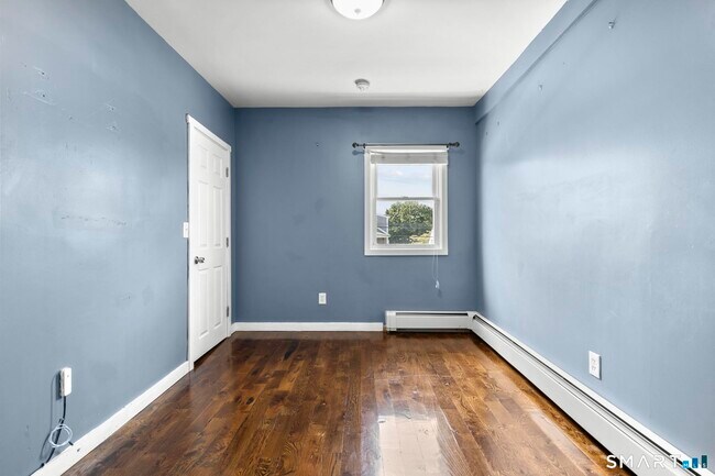 Foto del edificio - 62 St Michaels Ave