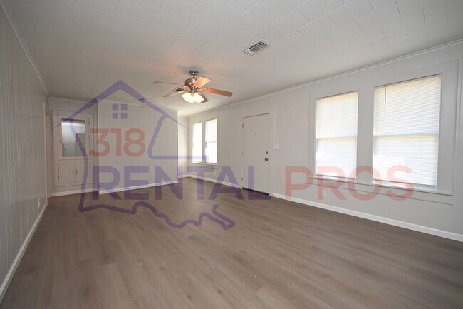 Foto del edificio - 722 E Tennessee Ave