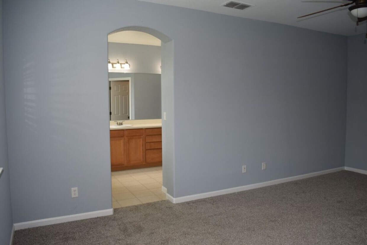 Foto principal - 2344 Wighill Cir