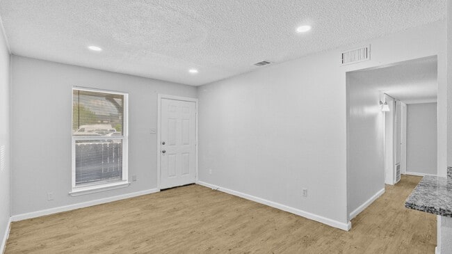 Building Photo - 1665 Northwood St