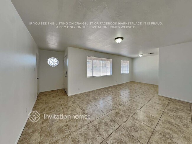 Foto del edificio - 1831 N 35th Pl
