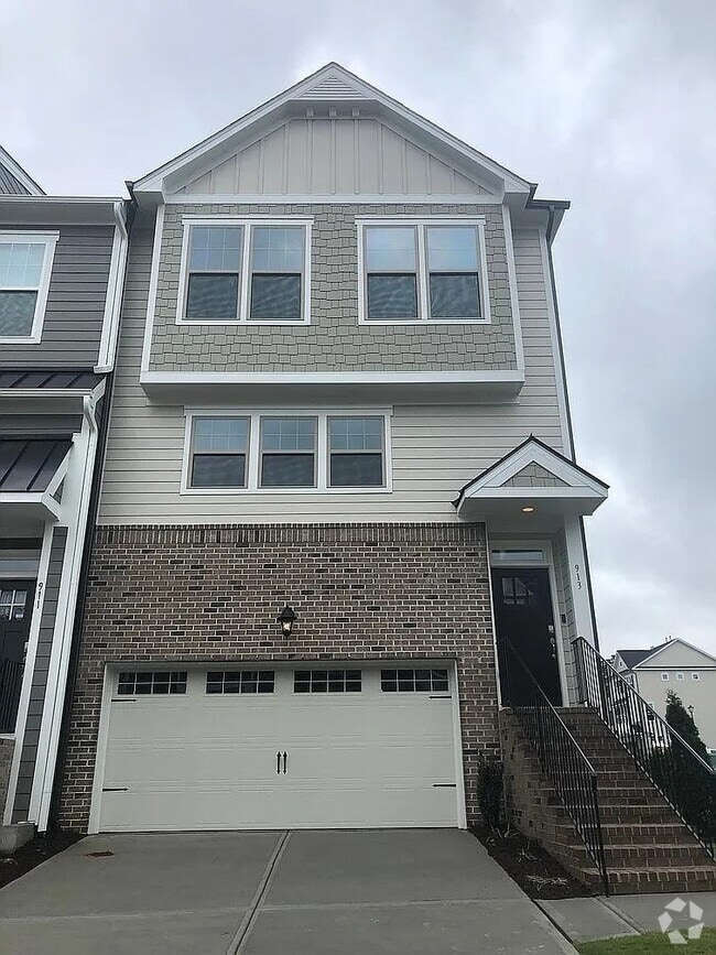 Building Photo - 913 Dalton Ridge Pl